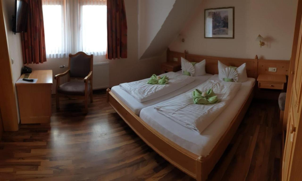 Hotel Igelstadt Fürstenberg Eksteriør bilde